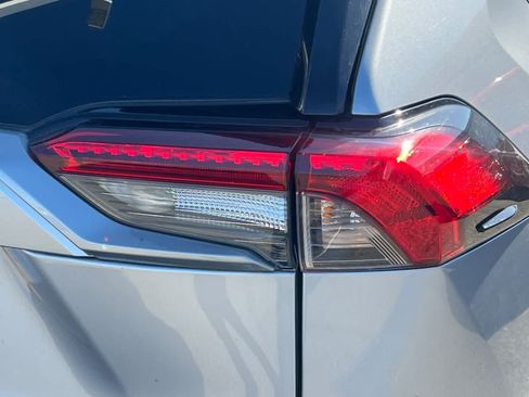 Used 2024 Toyota RAV4 XSE AWD/4WD image 18