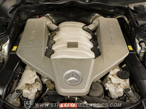 Used 2007 Mercedes-Benz E 63 AMG Sedan image 34