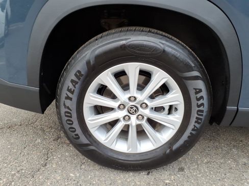 Certified 2024 Toyota Grand Highlander AWD image 8