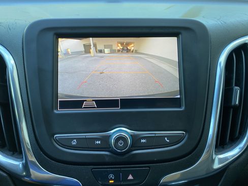Used 2023 Chevrolet Equinox LT AWD/4WD image 26