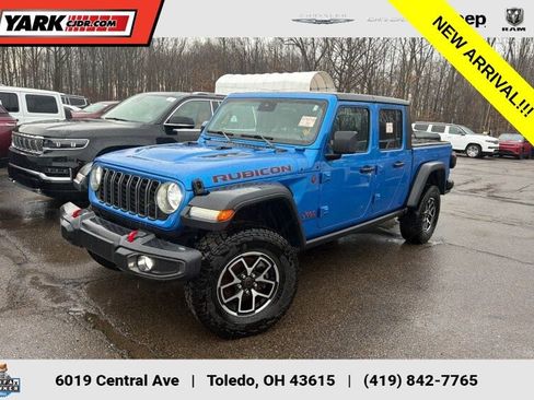 Used 2025 Jeep Gladiator Rubicon w/ Convenience Group image 1