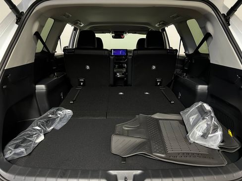 Used 2026 Toyota Grand Highlander XLE FWD image 27