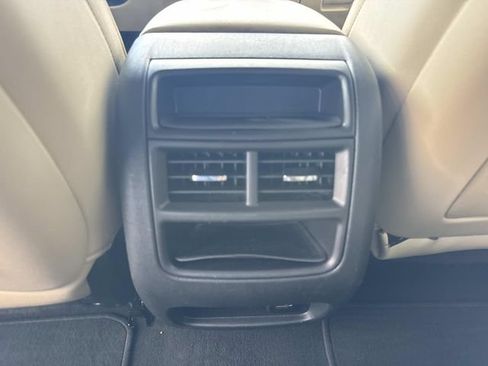 Used 2017 Cadillac XT5 FWD image 14