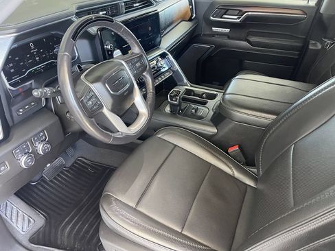 Used 2024 GMC Sierra 1500 Denali AWD/4WD image 7