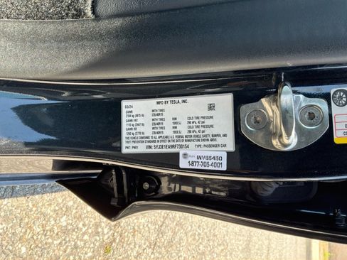 Used 2024 Tesla Model 3 Standard Range RWD image 22