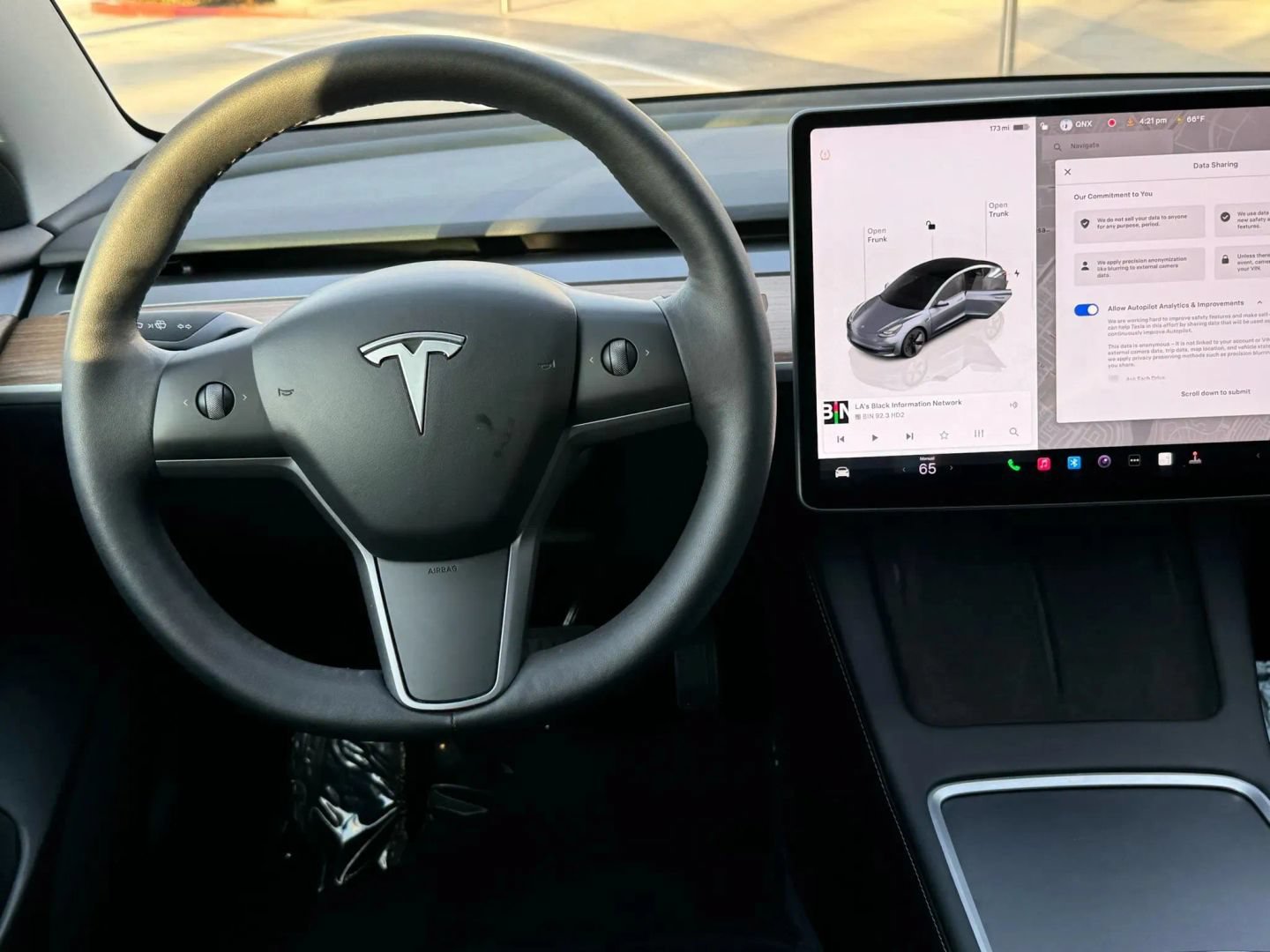 Used 2021 Tesla Model 3 Standard Range Plus RWD image 16