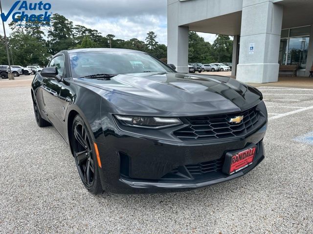 Used 2023 Chevrolet Camaro LT RWD image 1