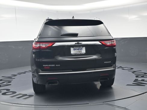 Used 2021 Chevrolet Traverse Premier AWD/4WD image 8