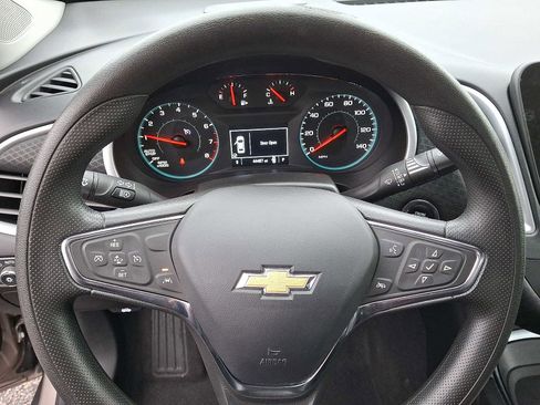 Certified 2024 Chevrolet Malibu LT image 18