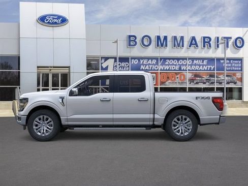 New 2026 Ford F150 XLT w/ Equipment Group 302A MID AWD/4WD image 3
