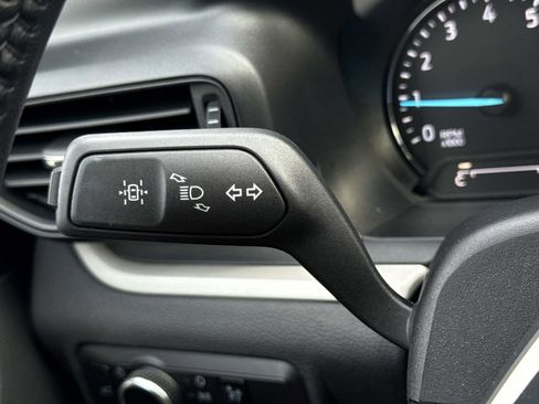 Used 2023 Ford Explorer XLT image 10