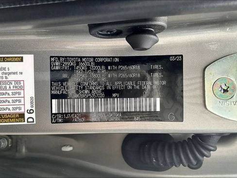 Certified 2023 Lexus GX 460 Premium w/ Premium Package AWD/4WD image 19