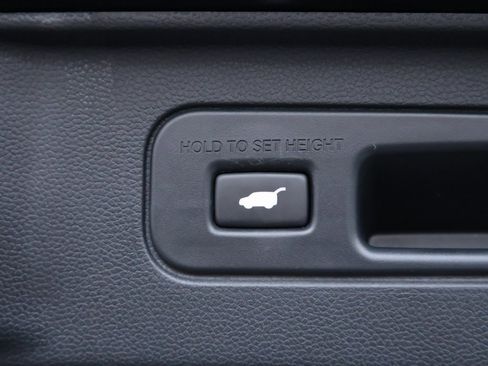 Certified 2023 Honda Pilot Black Edition image 16