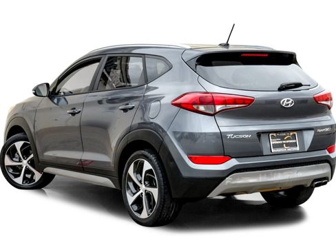 Used 2017 Hyundai Tucson Sport image 9