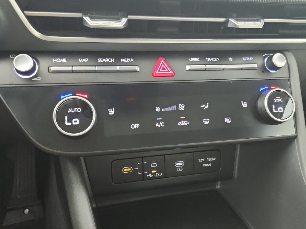 Used 2025 Hyundai Sonata SEL FWD image 28