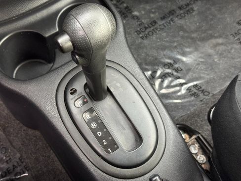 Used 2015 Nissan Versa S image 22