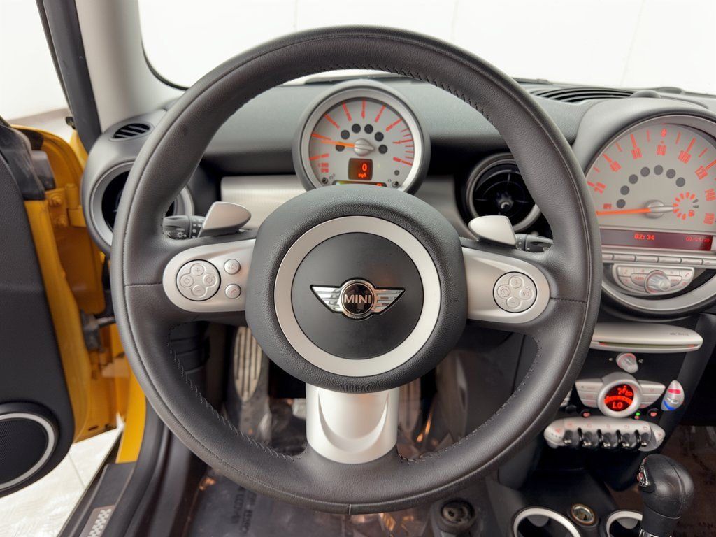 Used 2009 MINI Cooper S FWD image 10