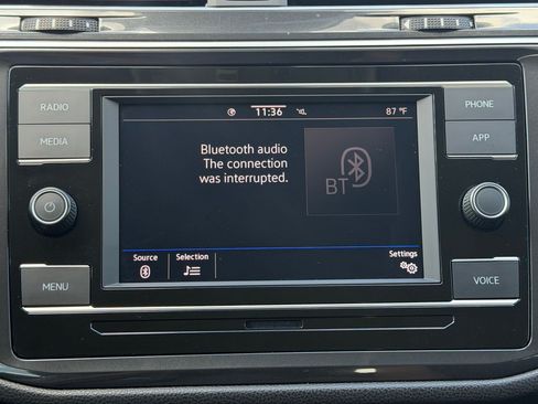 Certified 2024 Volkswagen Tiguan S FWD image 21