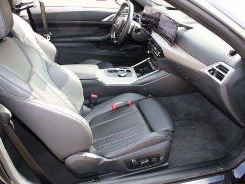 Used 2025 BMW 430i Coupe image 18