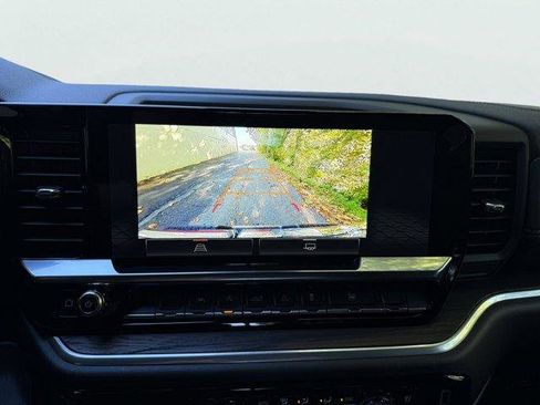 New 2026 GMC Sierra 1500 SLT w/ SLT Premium Package image 4