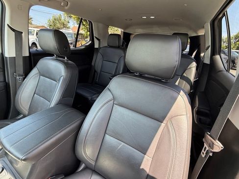 Used 2019 Chevrolet Traverse RS FWD image 20