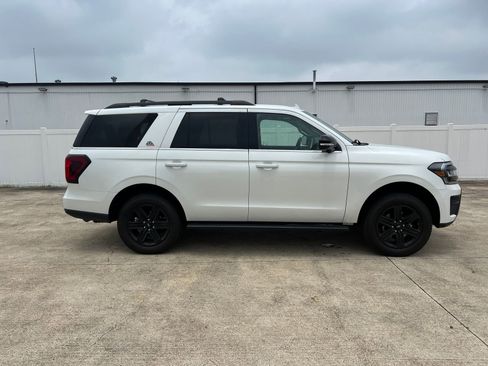 Used 2022 Ford Expedition Timberline AWD/4WD image 2