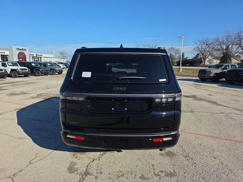 New 2026 Jeep Grand Wagoneer Summit AWD/4WD image 5
