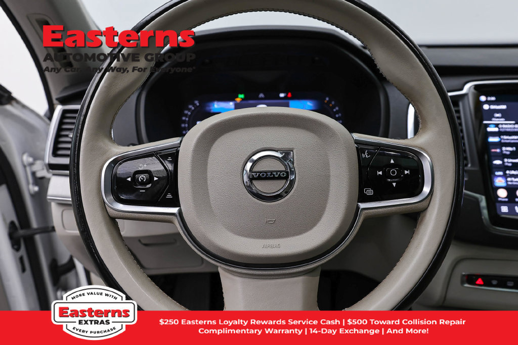 Used 2023 Volvo XC90 B5 Core AWD/4WD image 11