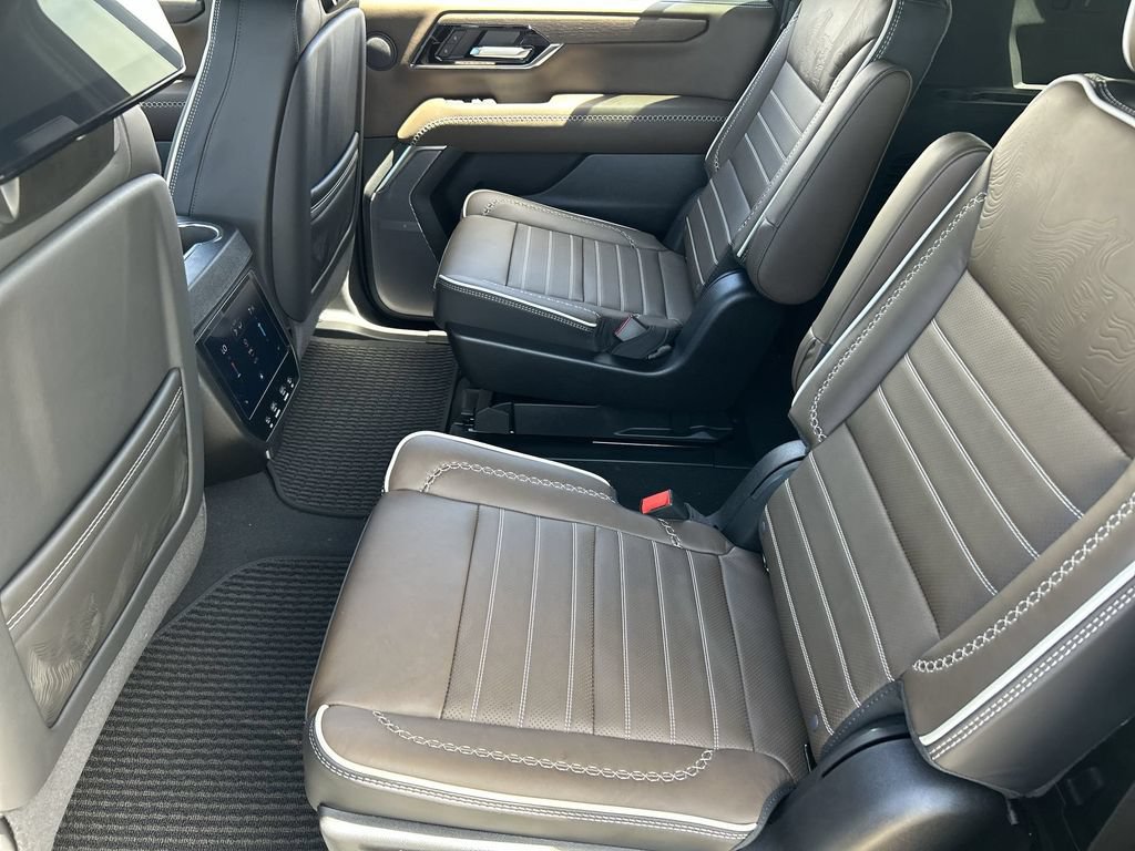New 2026 GMC Yukon XL Denali Ultimate AWD/4WD image 26