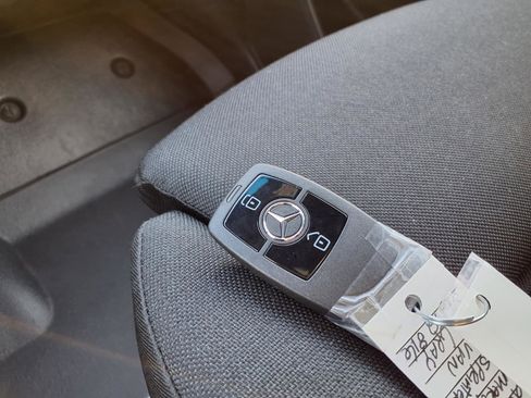 Used 2025 Mercedes-Benz Sprinter 2500 image 15