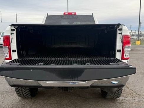 Used 2019 RAM 2500 Big Horn image 9