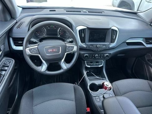 Used 2024 GMC Terrain SLE w/ Driver Convenience Package FWD image 29