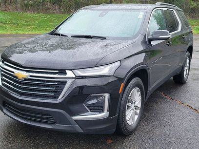 Used 2023 Chevrolet Traverse LT