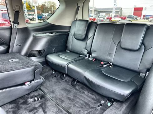 Used 2020 Nissan Armada SL image 26