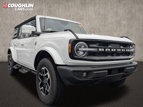 Used 2024 Ford Bronco Outer Banks image 1
