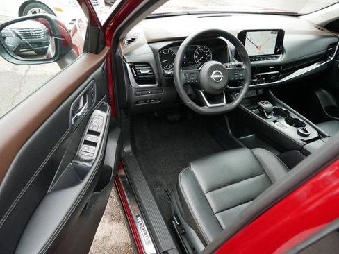 Certified 2023 Nissan Rogue SL w/ SL Premium Package AWD/4WD image 10