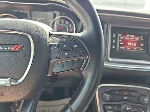 Used 2016 Dodge Challenger R/T RWD image 22