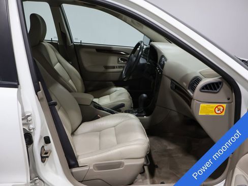 Used 2004 Volvo S40 FWD image 6