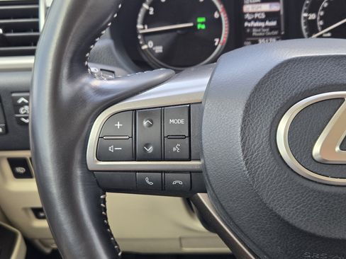 Used 2023 Lexus GX 460 Luxury w/ Sport Design Package image 43