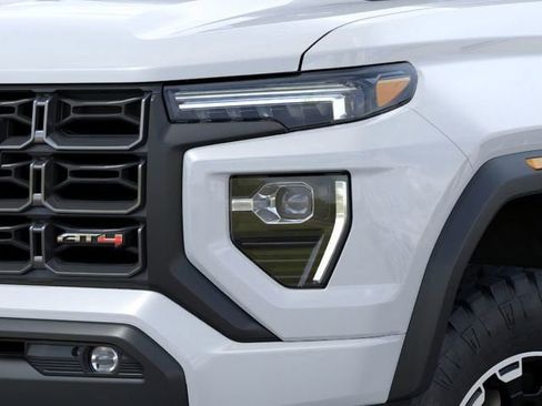 New 2026 GMC Canyon AT4 AWD/4WD image 10