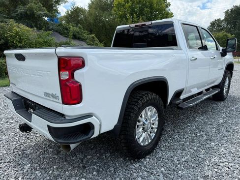 Used 2020 Chevrolet Silverado 2500 High Country w/ Z71 Off-Road Package AWD/4WD image 7