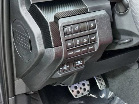Used 2025 Toyota Tacoma TRD Pro AWD/4WD image 10