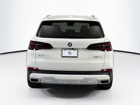 Used 2026 BMW X5 xDrive50e w/ Climate Comfort Package AWD/4WD image 6