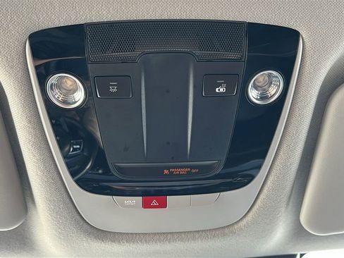 Used 2025 Kia Seltos S image 30