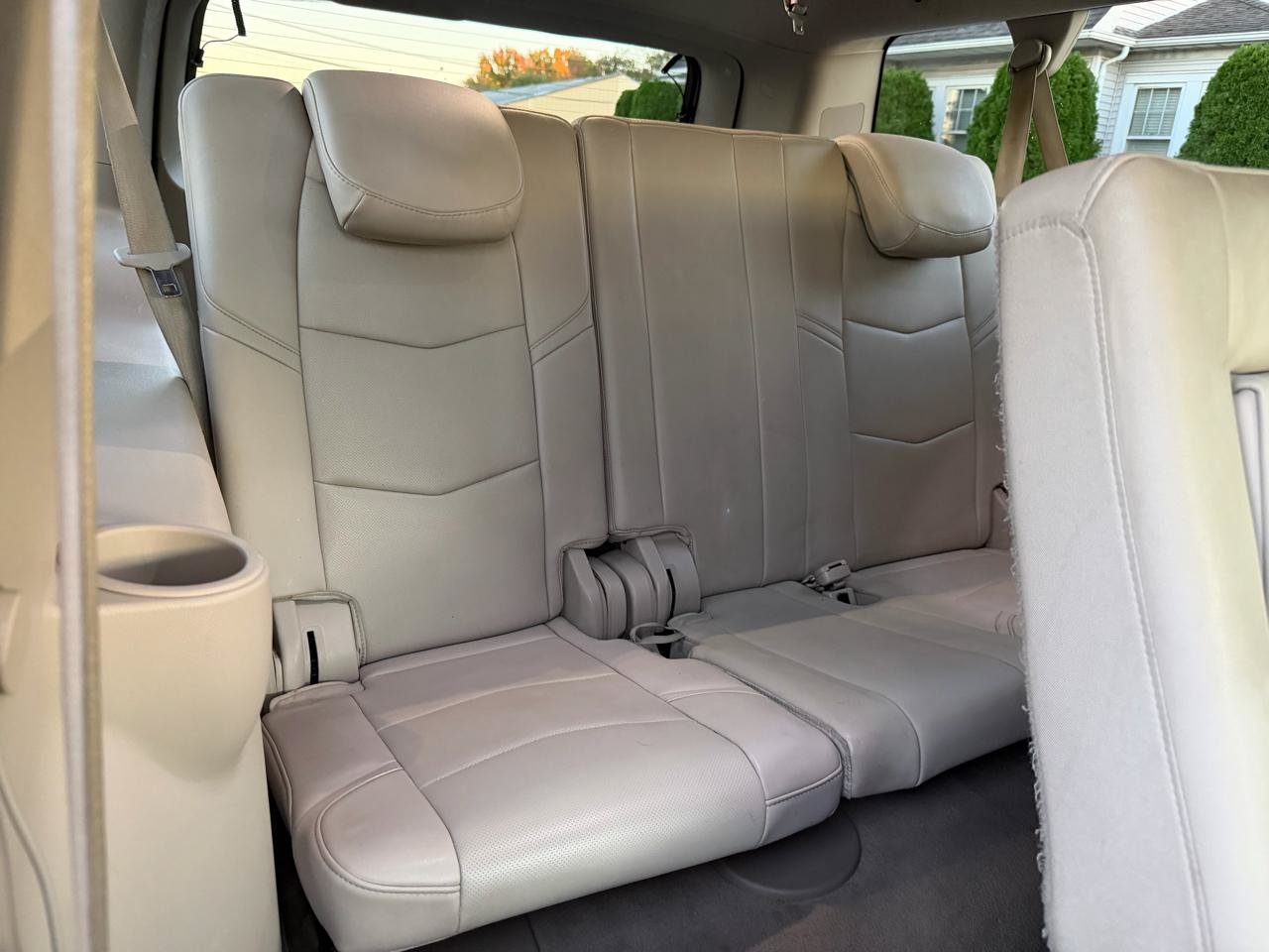 Used 2016 Cadillac Escalade ESV Luxury AWD/4WD image 20