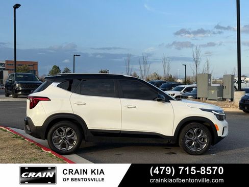 Certified 2024 Kia Seltos S image 9