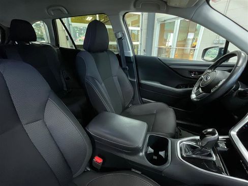 Used 2023 Subaru Outback Premium AWD/4WD image 30