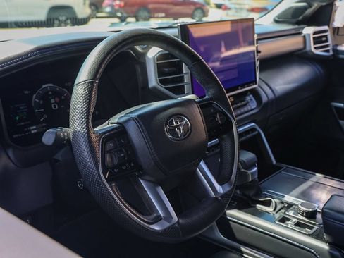 Used 2024 Toyota Tundra Platinum AWD/4WD image 14