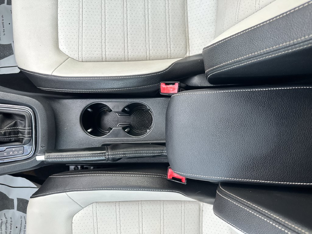 Used 2016 Volkswagen Jetta Sport FWD image 35
