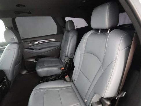 Used 2024 Buick Enclave Essence w/ Technology Package image 19